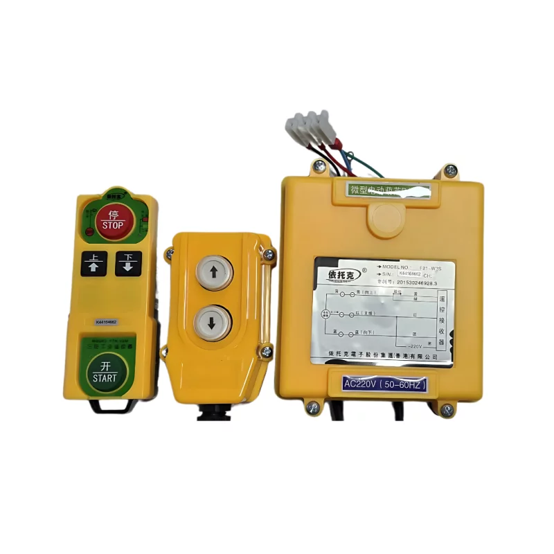 clone-motor-monofazic-16-kw-pentru-ridicarea-marfurilor-si-a-panourilor-solare-fotovoltaice-compatibil-cu-lifturile-electrice-lift10-si-lift10-12m-5167__w800_h800_c Безжичен комплект дистанционно управление и контролен панел, съвместим със самоходни платформи SCH3M, SCH6M, SCH10M. - Image 1