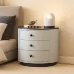 Модерно многофункционално нощно шкафче с 15W безжично зареждане, LED осветление с 3 цвята и 3 чекмеджета за съхранение – СВЕТЛОСИВ - Image 2