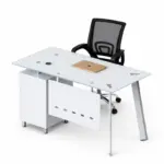 Комплект Venus & FlexiPro – Бюро със стъклен плот, фиксиран страничен шкаф и ергономичен офис стол с мрежеста облегалка